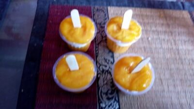 Creamy Mango Lassi Popsicles: A Refreshing Indian Treat - Plattershare - Recipes, food stories and food lovers Creamy Mango Lassi Popsicles: A Refreshing Indian Treat - Plattershare - Recipes, food stories and food lovers