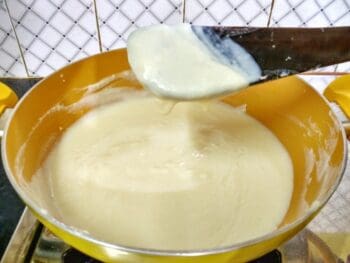 Mango Phirni - Popular Indian Dessert - Plattershare - Recipes, food stories and food lovers