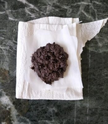 2-Minute Microwave Cookies (Chocolate Chip or Nut) - Plattershare - Recipes, food stories and food lovers 2-Minute Microwave Cookies (Chocolate Chip or Nut) - Plattershare - Recipes, food stories and food lovers