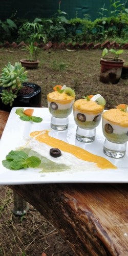 Carrot, Custard Apple And Kiwi Mint Yoghurt Smoothie - Plattershare - Recipes, food stories and food lovers