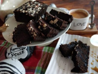 Vegan Gluten-Free Chocolate Almond Cake with Rice and Bajra Flour - Plattershare - Recipes, food stories and food lovers Vegan Gluten-Free Chocolate Almond Cake with Rice and Bajra Flour - Plattershare - Recipes, food stories and food lovers