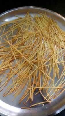 Refreshing Curd Spaghetti: A Light & Tangy Summer Meal - Plattershare - Recipes, food stories and food lovers Refreshing Curd Spaghetti: A Light & Tangy Summer Meal - Plattershare - Recipes, food stories and food lovers