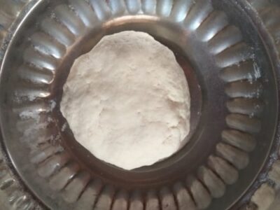 Crispy Dahi Kachori: A Flavorful Indian Street Food Snack - Plattershare - Recipes, food stories and food lovers Crispy Dahi Kachori: A Flavorful Indian Street Food Snack - Plattershare - Recipes, food stories and food lovers
