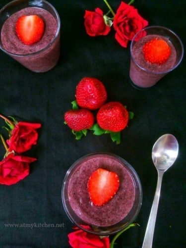 Black Rice Strawberry Mousse - Plattershare - Recipes, Food Stories And Food Enthusiasts