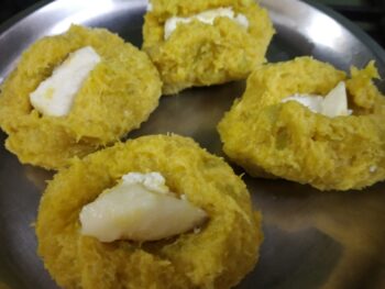 Keto Cheesy Balls/ Cheesy Pakoda - Plattershare - Recipes, Food Stories And Food Enthusiasts