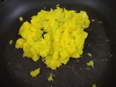 Keto Cheesy Pumpkin Pakoda (Low-Carb & Gluten-Free) - Plattershare - Recipes, food stories and food lovers Keto Cheesy Pumpkin Pakoda (Low-Carb & Gluten-Free) - Plattershare - Recipes, food stories and food lovers