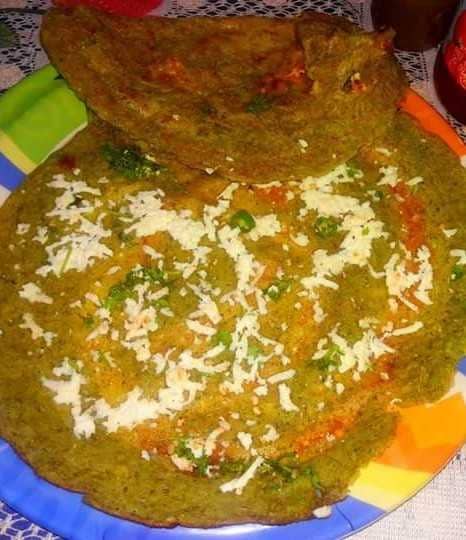 Paneer Stuffed Pesarattu Dosa - Plattershare - Recipes, food stories and food lovers