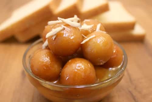 Bread Gulab Jamun - Plattershare - Recipes, Food Stories And Food Enthusiasts