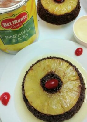 Pineapple Upside Down Mini Mud Cake In Pineapple Reduction - Plattershare - Recipes, food stories and food lovers