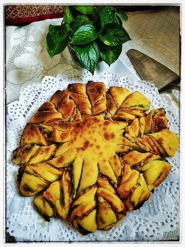 Star Pizza Bread - Plattershare - Recipes, food stories and food lovers