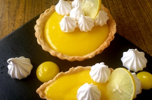Buttery Lemon Tart With Crispy Meringue - Plattershare - Recipes, Food Stories And Food Enthusiasts