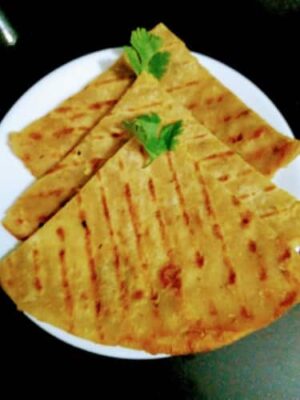 Savory Besan Stuffed Paratha: A Delicious Grilled Indian Flatbread - Plattershare - Recipes, food stories and food lovers Savory Besan Stuffed Paratha: A Delicious Grilled Indian Flatbread - Plattershare - Recipes, food stories and food lovers