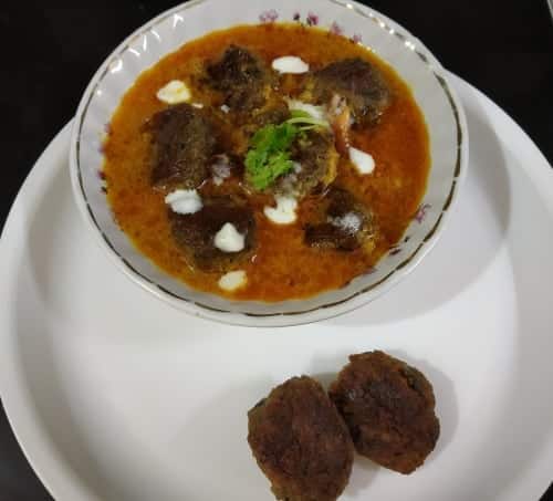 Raw Banana Kofta Curry - Plattershare - Recipes, food stories and food lovers