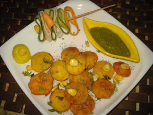 Button Pakora - Plattershare - Recipes, food stories and food enthusiasts