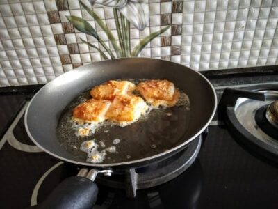 Crispy Basa Fish with Lemon & Herbs: A Healthy Canadian Snack - Plattershare - Recipes, food stories and food lovers Crispy Basa Fish with Lemon & Herbs: A Healthy Canadian Snack - Plattershare - Recipes, food stories and food lovers