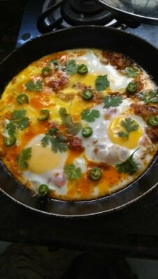 Half Fry Egg Curry - Plattershare - Recipes, Food Stories And Food Enthusiasts