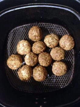 Falafel (in Air Fryer)... Middle Eastern Snacks - Plattershare - Recipes, food stories and food lovers