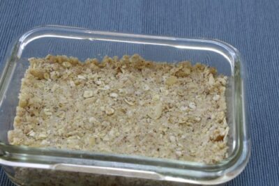 Easy Apple Coconut Crumble: A Warm & Comforting British Dessert - Plattershare - Recipes, food stories and food lovers Easy Apple Coconut Crumble: A Warm & Comforting British Dessert - Plattershare - Recipes, food stories and food lovers