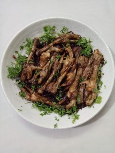 Soy Chili Chicken Feet - Plattershare - Recipes, Food Stories And Food Enthusiasts