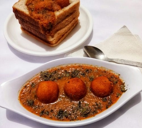 Bread Kofta In Pumpkin Gravy - Plattershare - Recipes, Food Stories And Food Enthusiasts