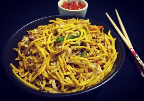 Chicken Hakka Noodles - Plattershare - Recipes, food stories and food lovers