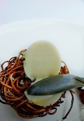 Edible Bird's Nest Dessert: A Whimsical Coconut & Spaghetti Creation - Plattershare - Recipes, food stories and food lovers Edible Bird's Nest Dessert: A Whimsical Coconut & Spaghetti Creation - Plattershare - Recipes, food stories and food lovers