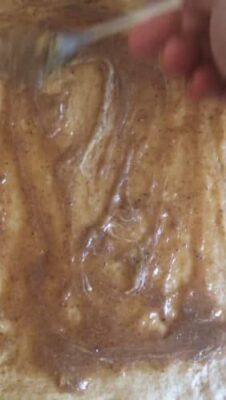 Honey-Kissed Estonian Kringle: A Whole Wheat Cinnamon Wreath Bread - Plattershare - Recipes, food stories and food lovers Honey-Kissed Estonian Kringle: A Whole Wheat Cinnamon Wreath Bread - Plattershare - Recipes, food stories and food lovers