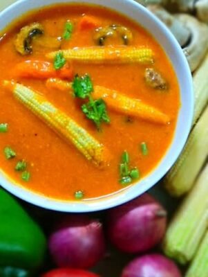 Grilled Garden Vegetable Soup with a Touch of Smoky Sweetness - Plattershare - Recipes, food stories and food lovers Grilled Garden Vegetable Soup with a Touch of Smoky Sweetness - Plattershare - Recipes, food stories and food lovers