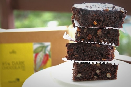 Black Bean Fudgy Dark Chocolate Brownie - Plattershare - Recipes, Food Stories And Food Enthusiasts