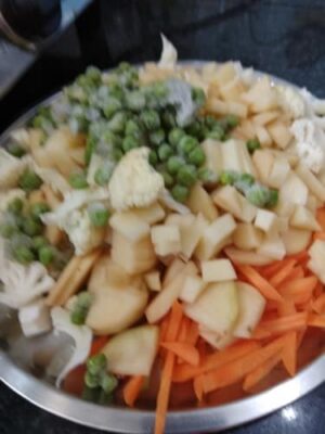 Indian Spiced Vegetable Toast: A Flavorful Twist on Pav Bhaji - Plattershare - Recipes, food stories and food lovers Indian Spiced Vegetable Toast: A Flavorful Twist on Pav Bhaji - Plattershare - Recipes, food stories and food lovers