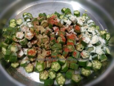Crispy Kurkuri Bhindi (Okra Fry): A Flavorful Indian Snack - Plattershare - Recipes, food stories and food lovers Crispy Kurkuri Bhindi (Okra Fry): A Flavorful Indian Snack - Plattershare - Recipes, food stories and food lovers