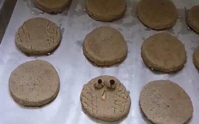 Gluten-Free Singhare Atte Ke Biscuits: Delightful Water Chestnut Flour Cookies - Plattershare - Recipes, food stories and food lovers Gluten-Free Singhare Atte Ke Biscuits: Delightful Water Chestnut Flour Cookies - Plattershare - Recipes, food stories and food lovers