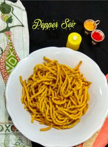 Peppper Sev ~ Miriyala Jantikalu ~ Milagu Sev - Plattershare - Recipes, food stories and food lovers