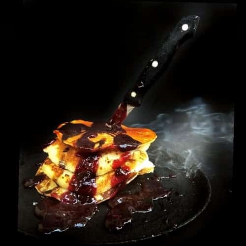 Halloween Spooky Soul Representing Banana Pancakes With Strawberry Sauce - Plattershare - Recipes, food stories and food lovers