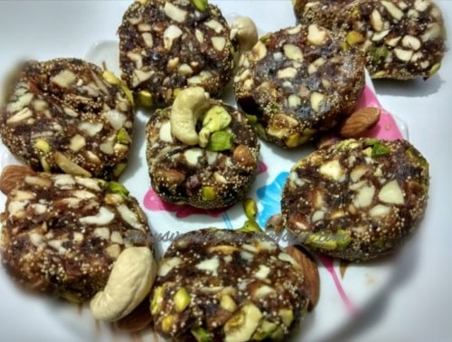 Dates And Dry Fruit Burfi, Khajur And Dry Fruit Burfi - Plattershare - Recipes, Food Stories And Food Enthusiasts