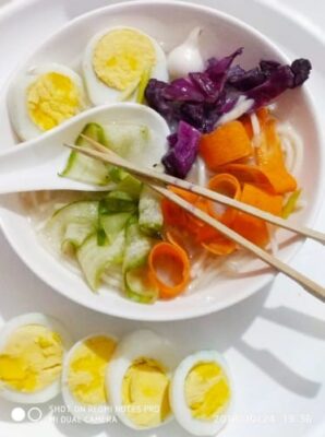 Vibrant Detox Spaghetti Bowl: A Refreshing Asian-Inspired Brunch - Plattershare - Recipes, food stories and food lovers Vibrant Detox Spaghetti Bowl: A Refreshing Asian-Inspired Brunch - Plattershare - Recipes, food stories and food lovers