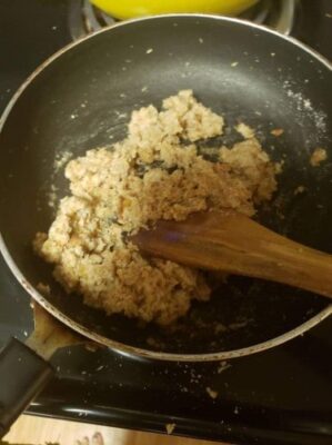 Healthy Coconut Mefroukeh: A Modern Twist on a Lebanese Classic - Plattershare - Recipes, food stories and food lovers Healthy Coconut Mefroukeh: A Modern Twist on a Lebanese Classic - Plattershare - Recipes, food stories and food lovers