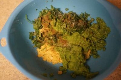 Crispy Pachhai Pattani: Green Pea Fritters (Tamil Nadu) - Plattershare - Recipes, food stories and food lovers Crispy Pachhai Pattani: Green Pea Fritters (Tamil Nadu) - Plattershare - Recipes, food stories and food lovers