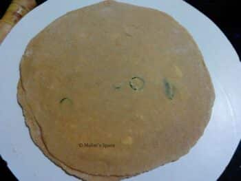 Paneer Paratha - Plattershare - Recipes, food stories and food lovers