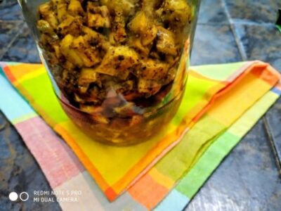 Tangy Raw Mango Pickle: A Bengali Five-Spice Delight - Plattershare - Recipes, food stories and food lovers Tangy Raw Mango Pickle: A Bengali Five-Spice Delight - Plattershare - Recipes, food stories and food lovers