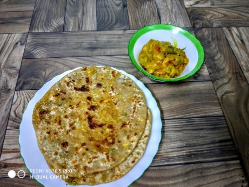 Paneer Paratha - Plattershare - Recipes, Food Stories And Food Enthusiasts