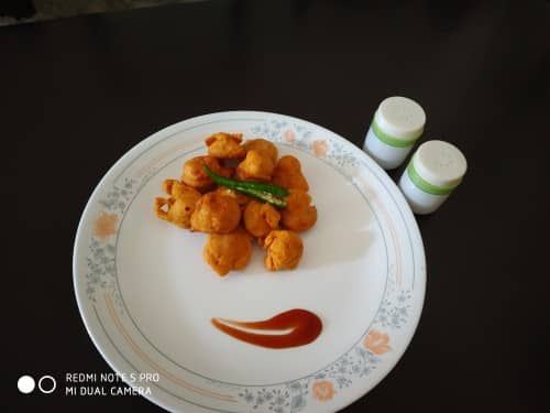 Tasty Snacks With Moong Pakoda - Plattershare - Recipes, food stories and food lovers