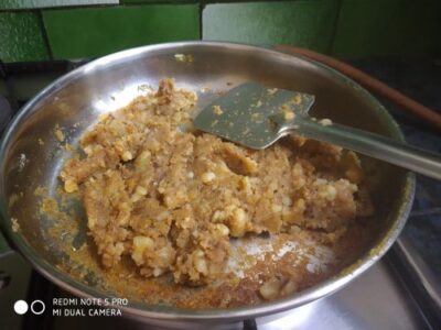 Chatpata Aloo Paratha: Flavorful Potato-Stuffed Flatbread - Plattershare - Recipes, food stories and food lovers Chatpata Aloo Paratha: Flavorful Potato-Stuffed Flatbread - Plattershare - Recipes, food stories and food lovers