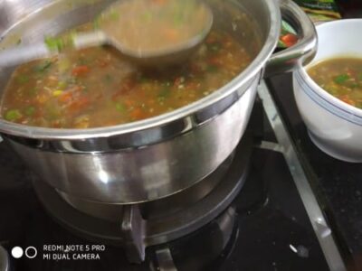 Quick & Healthy Homestyle Vegetable Soup (Ready in 30 Minutes!) - Plattershare - Recipes, food stories and food lovers Quick & Healthy Homestyle Vegetable Soup (Ready in 30 Minutes!) - Plattershare - Recipes, food stories and food lovers