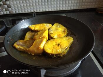 Tasty Fish Curry - Plattershare - Recipes, food stories and food lovers
