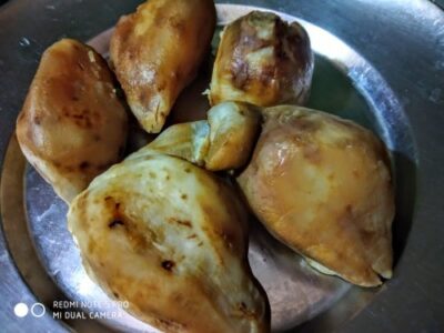 Bengali Kheerer Puli Pithe: Sweet Potato Dumplings in Cardamom-Scented Milk - Plattershare - Recipes, food stories and food lovers Bengali Kheerer Puli Pithe: Sweet Potato Dumplings in Cardamom-Scented Milk - Plattershare - Recipes, food stories and food lovers