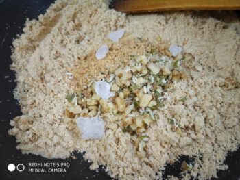 Halwa From Chestnut Flour - Plattershare - Recipes, food stories and food lovers