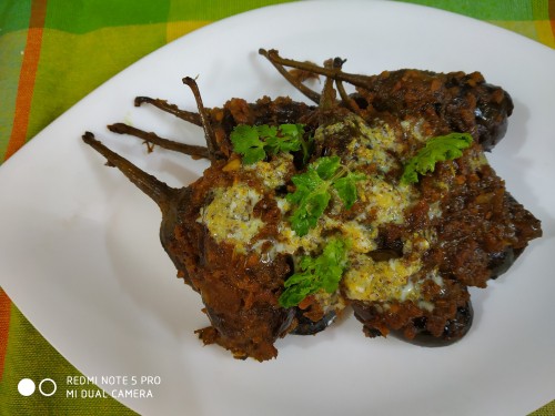 Spicy Brinjal - Plattershare - Recipes, Food Stories And Food Enthusiasts