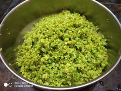 Uttar Pradesh Nimona (Green Pea Curry with Dal Vadi) - Plattershare - Recipes, food stories and food lovers Uttar Pradesh Nimona (Green Pea Curry with Dal Vadi) - Plattershare - Recipes, food stories and food lovers