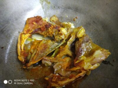 Bengali Fish Head with Cabbage and Green Peas: A Delicious, Authentic Recipe - Plattershare - Recipes, food stories and food lovers Bengali Fish Head with Cabbage and Green Peas: A Delicious, Authentic Recipe - Plattershare - Recipes, food stories and food lovers